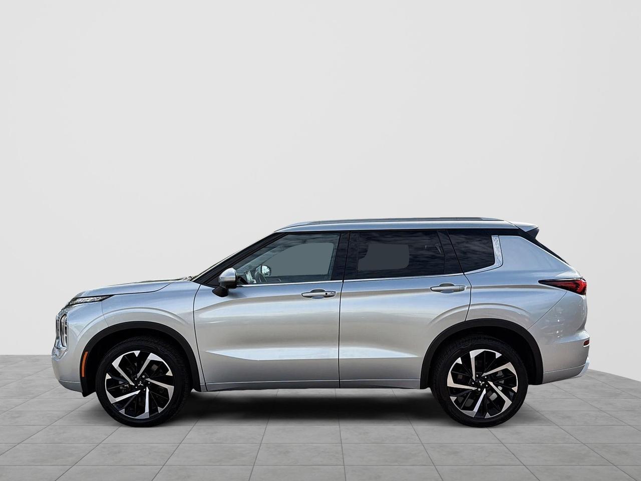 2024 Mitsubishi Outlander GT Photo