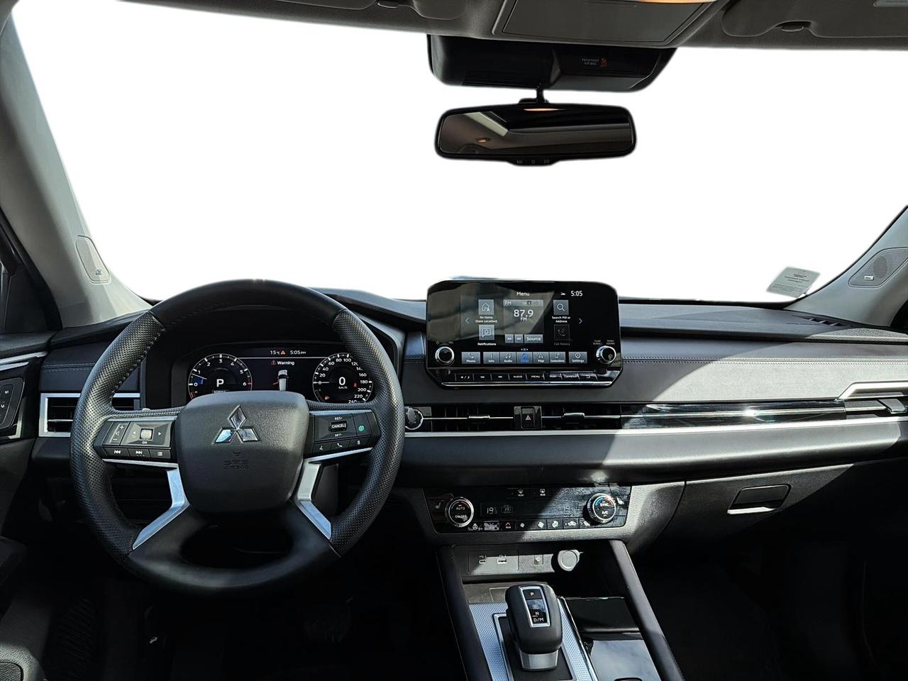 2024 Mitsubishi Outlander GT Photo