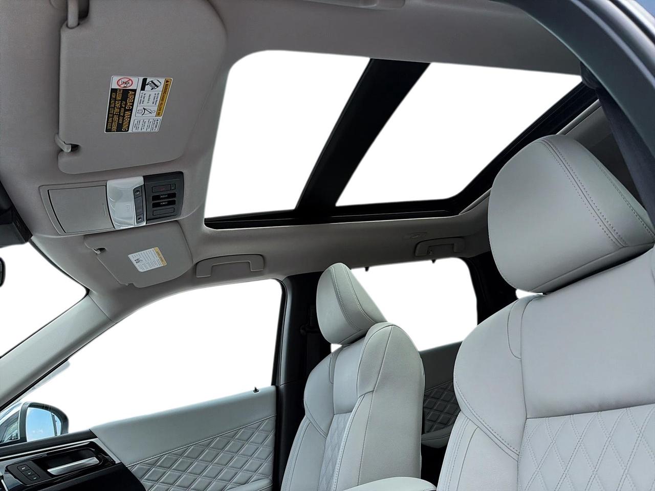 2025 Mitsubishi Outlander Phev GT | CPO | ACCESSORIES OVERLOAD | LOW KMS Photo
