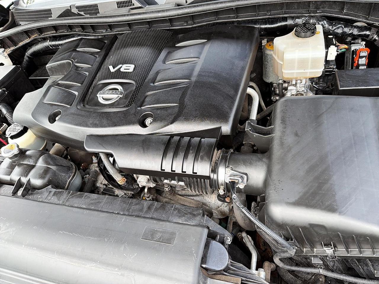 2017 Nissan Armada Platinum | NO ACCIDENTS | Ventilated Seats | BOSE Photo