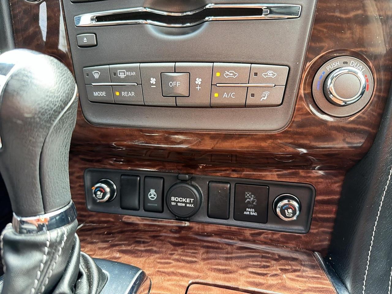 2017 Nissan Armada Platinum | NO ACCIDENTS | Ventilated Seats | BOSE Photo