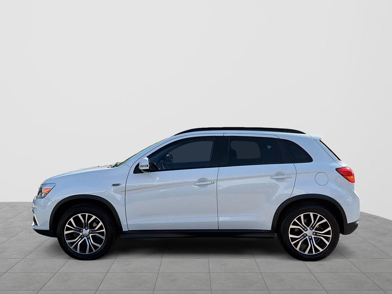 2017 Mitsubishi RVR GT Premium Pkg | Leather | Power Seats Photo