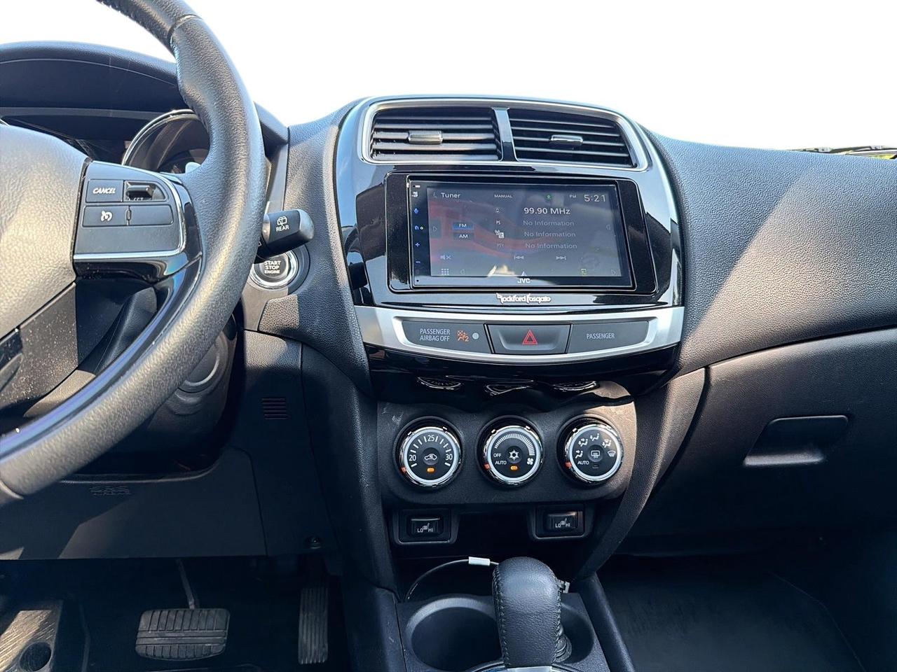 2017 Mitsubishi RVR GT Premium Pkg | Leather | Power Seats Photo