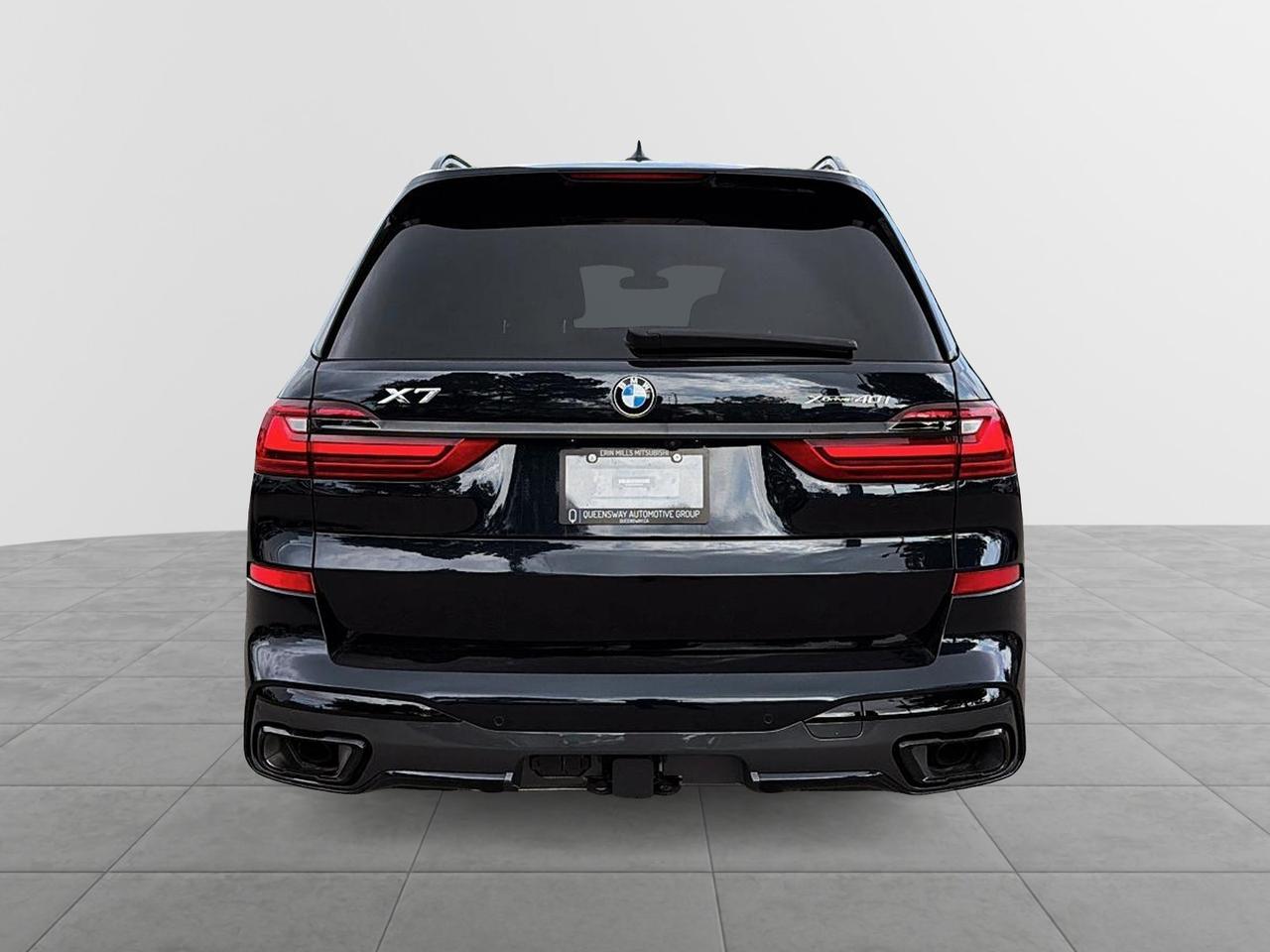 2022 BMW X7 xDrive40i Sports Activity Vehicle Photo3