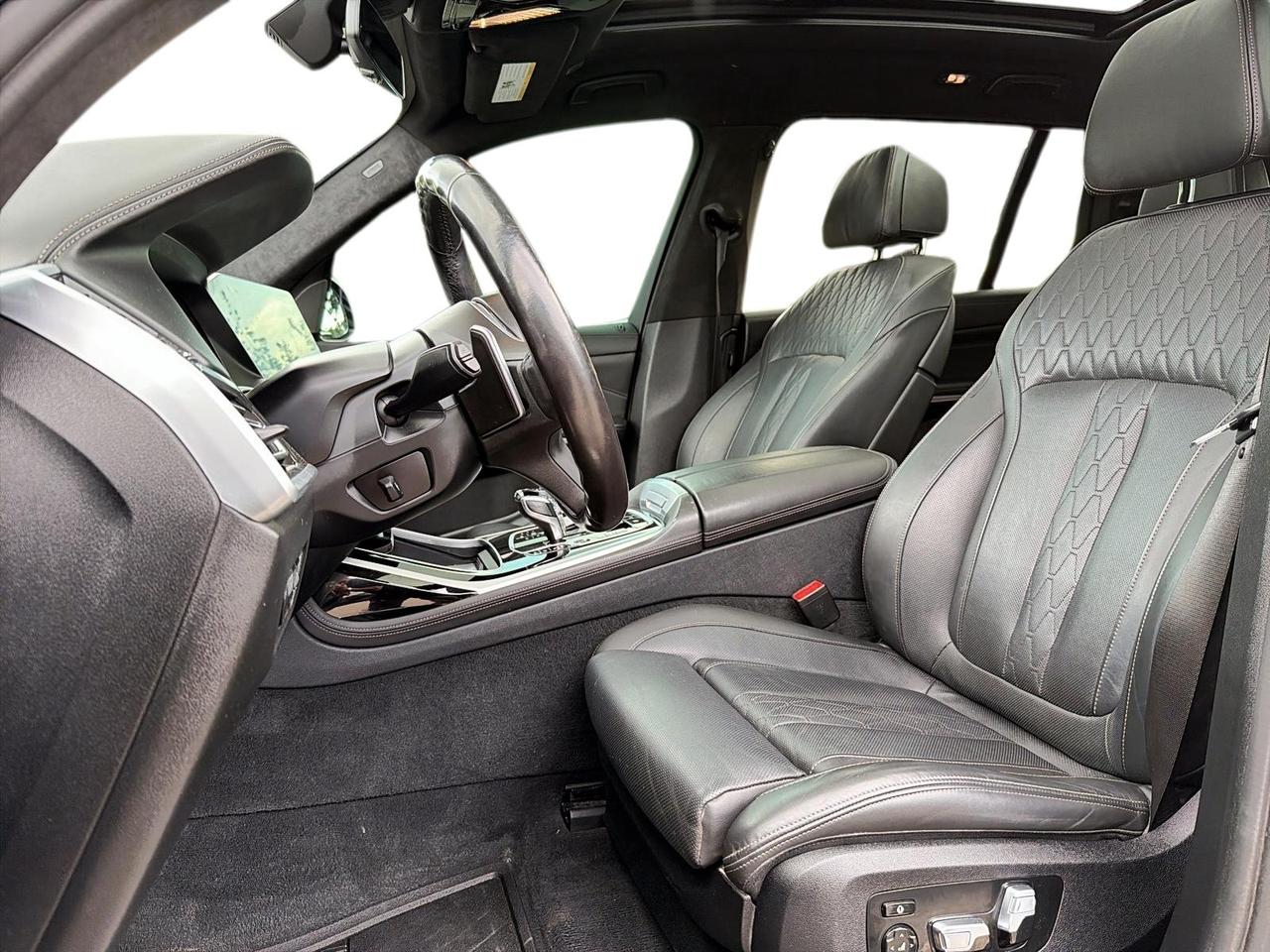 2022 BMW X7 xDrive40i Sports Activity Vehicle Photo