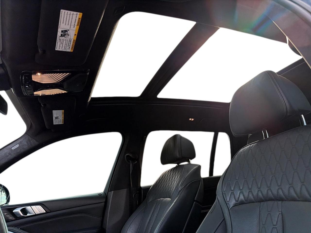 2022 BMW X7 xDrive40i Sports Activity Vehicle Photo