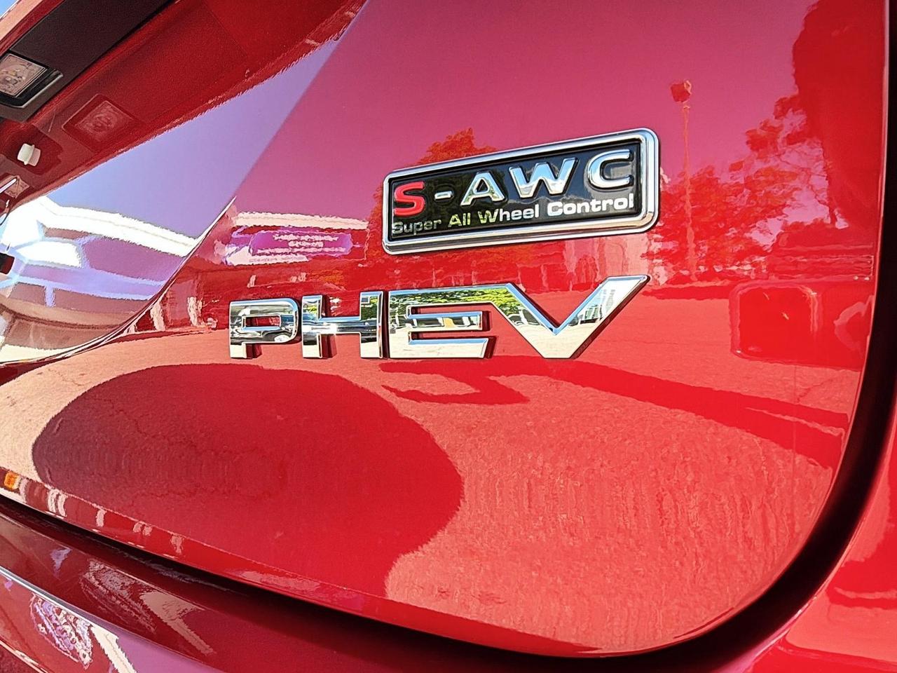 2025 Mitsubishi Outlander Phev GT | CPO | No Accidents | LOW KMS Photo