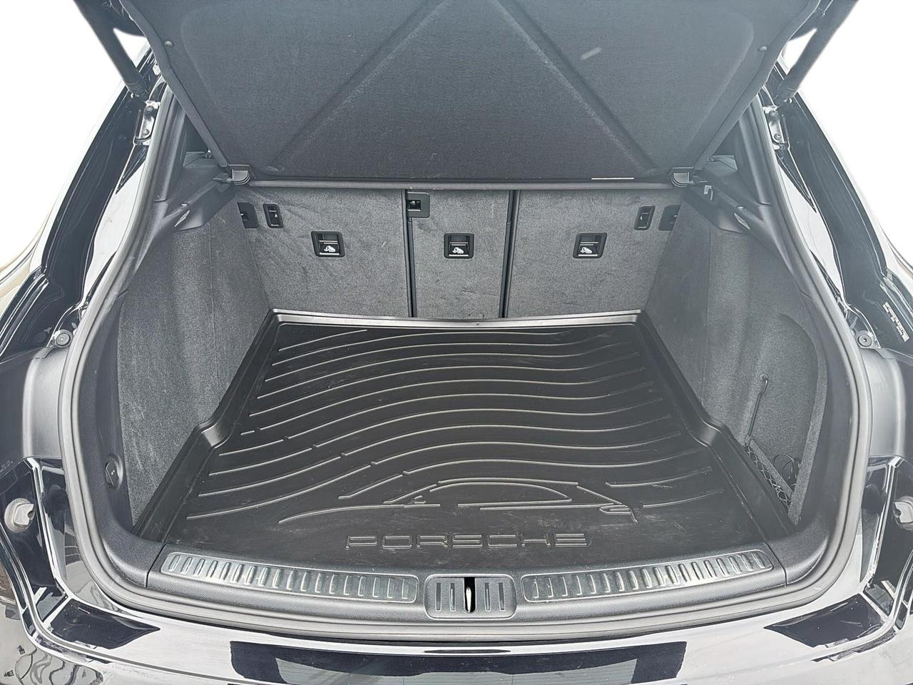 2024 Porsche Macan S | Premium Plus Pkg |  CLEAN CARFAX | Full Leathe Photo