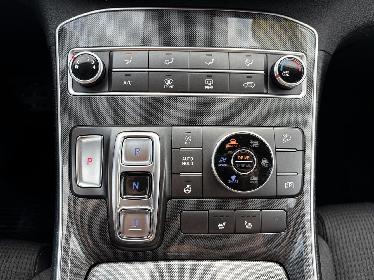 2021 Hyundai Santa Fe Preferred Photo