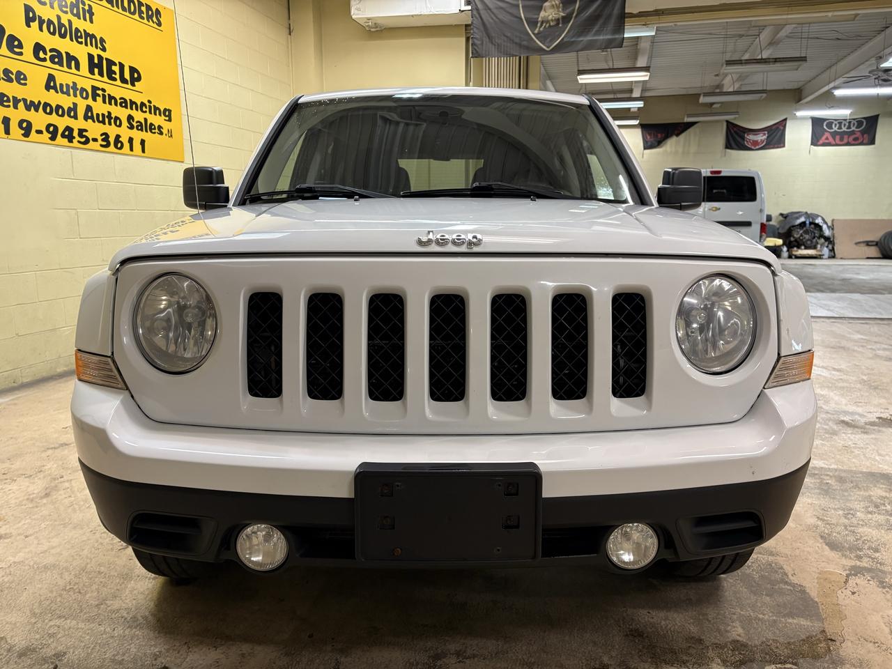 2014 Jeep Patriot SPORT Photo