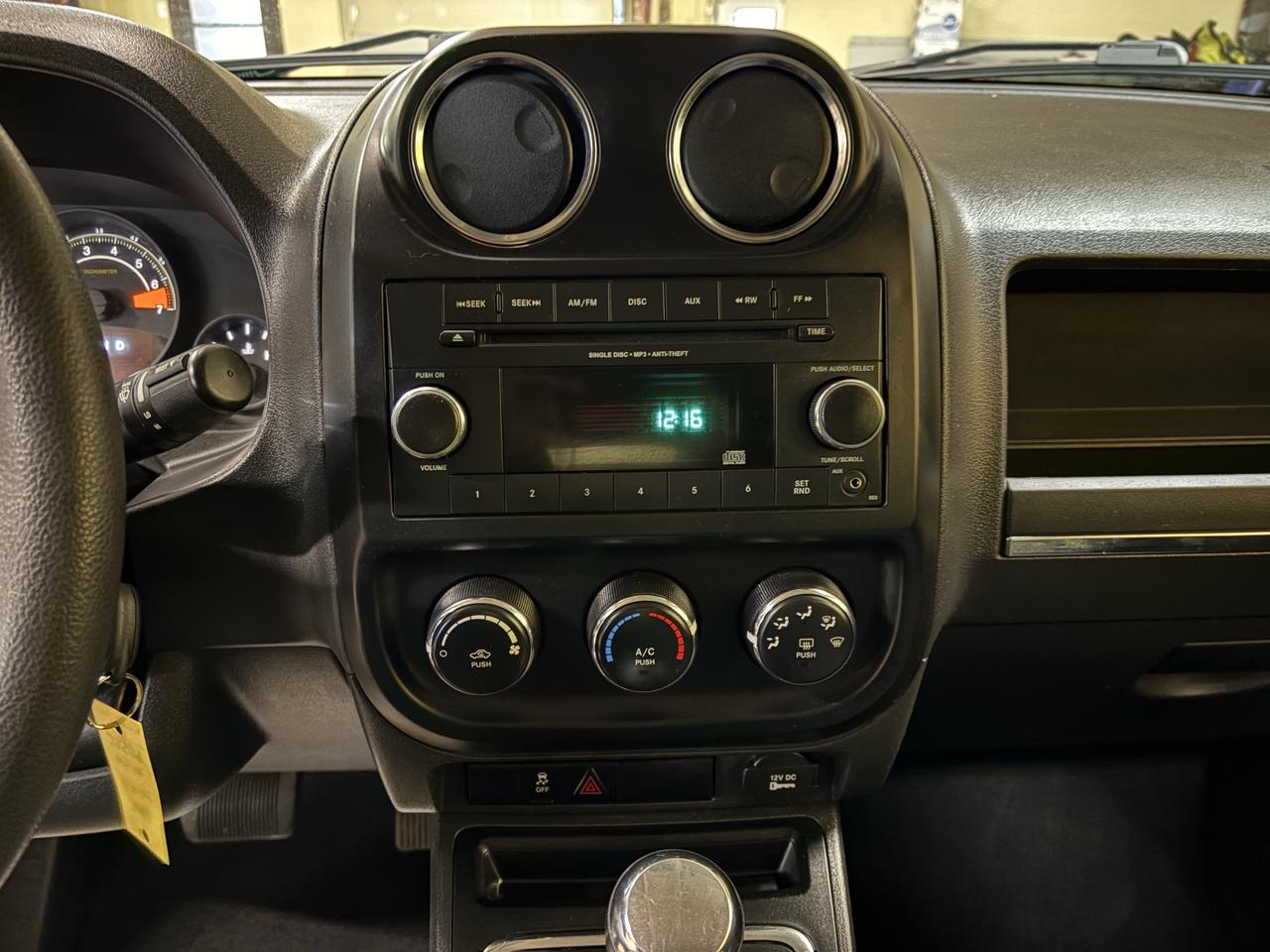 2014 Jeep Patriot SPORT Photo