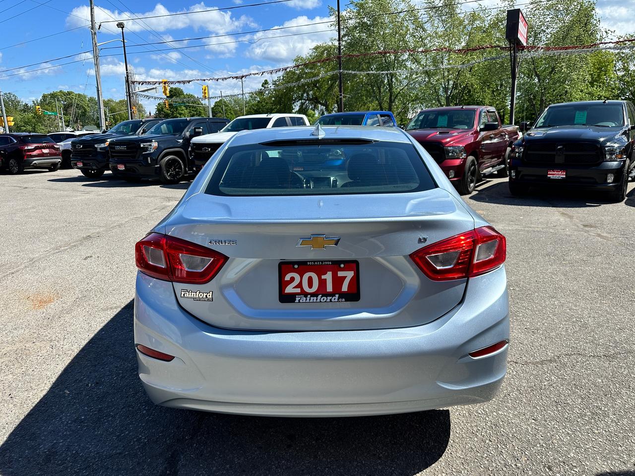2017 Chevrolet Cruze LT FWD 1.4L Heated Cloth FM/XM A/C Remote Start Photo