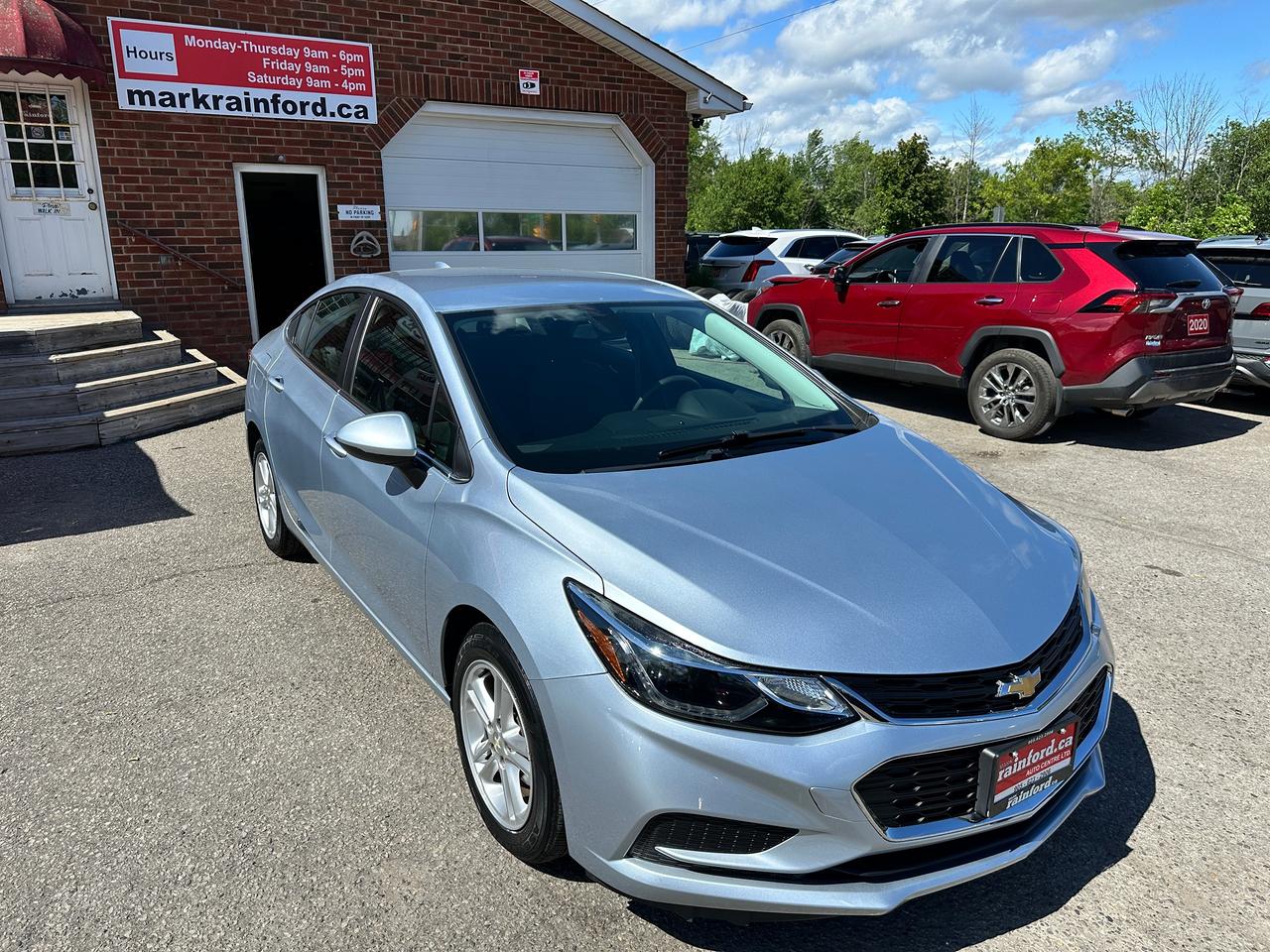 2017 Chevrolet Cruze LT FWD 1.4L Heated Cloth FM/XM A/C Remote Start Photo