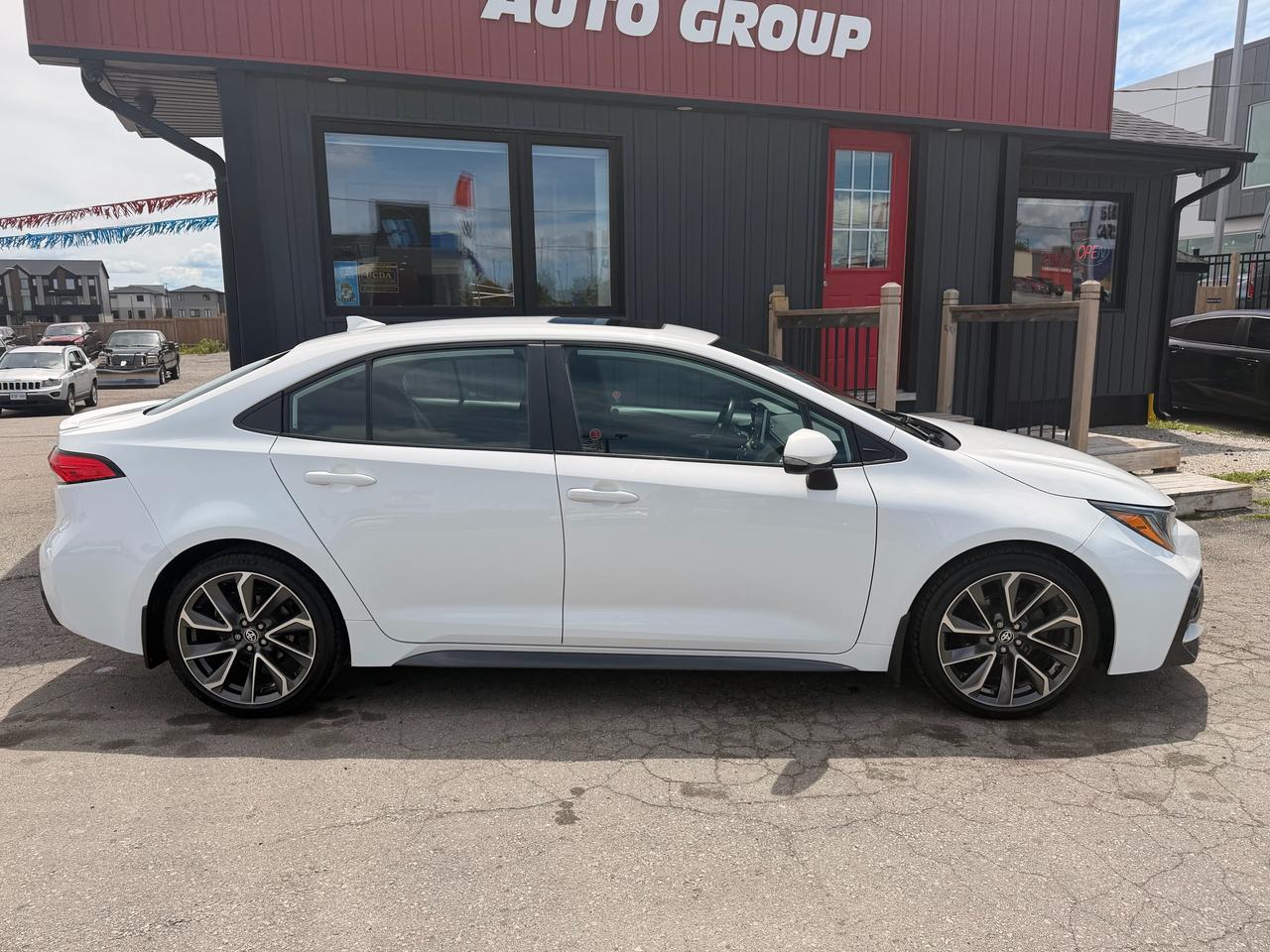 2021 Toyota Corolla SE Photo