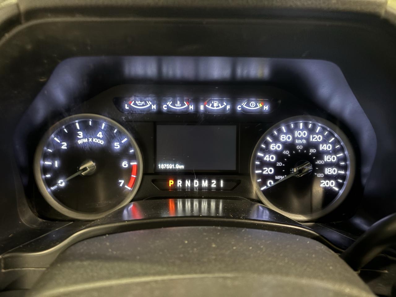 2018 Ford SUPER DUTY F-350 DRW XLT Photo