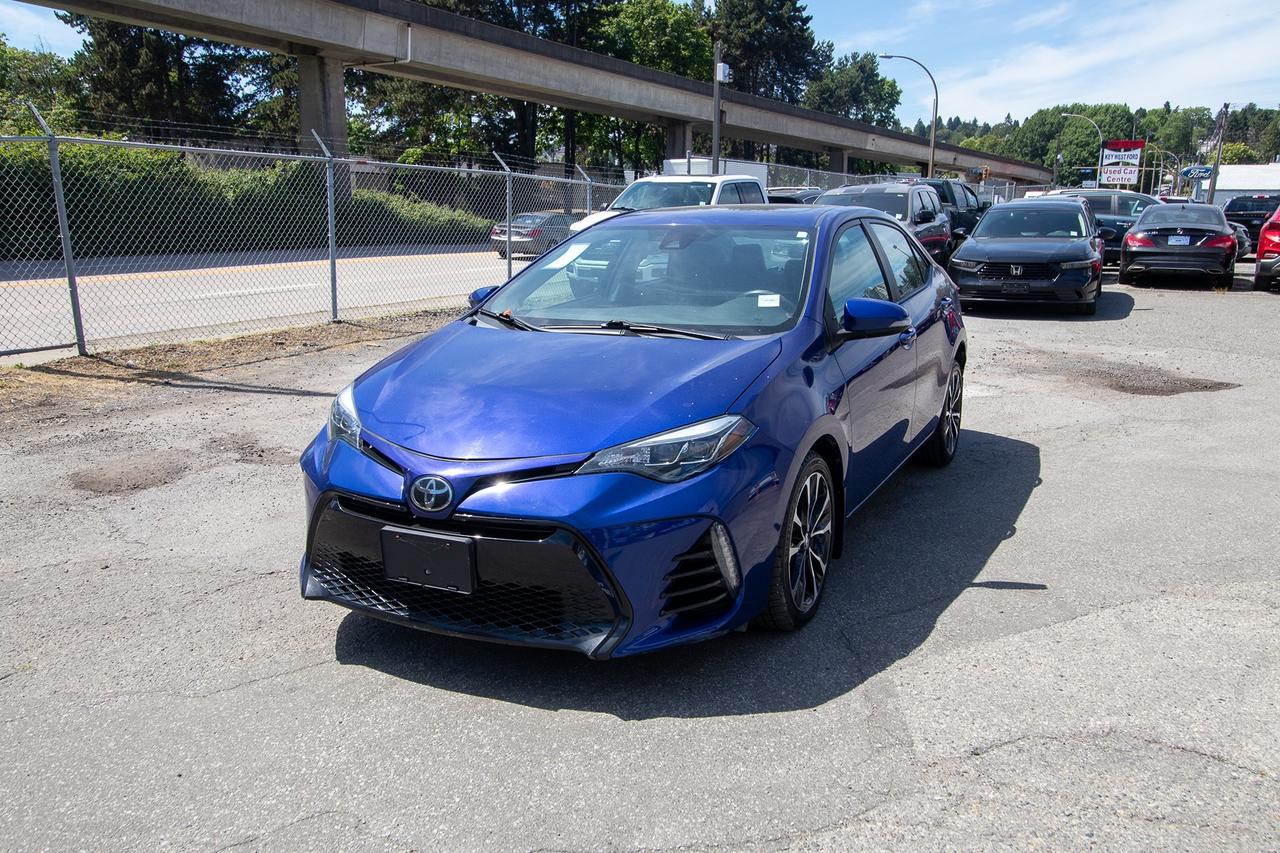2018 Toyota Corolla L Photo0