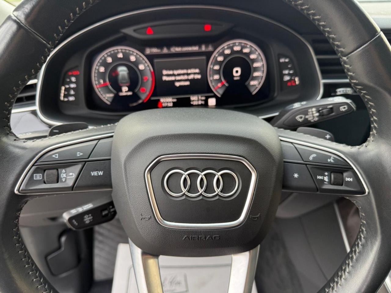 2019 Audi Q8 PROGRESSIV /LEATHER /NAVI /REAR CAM /SUNROOF Photo