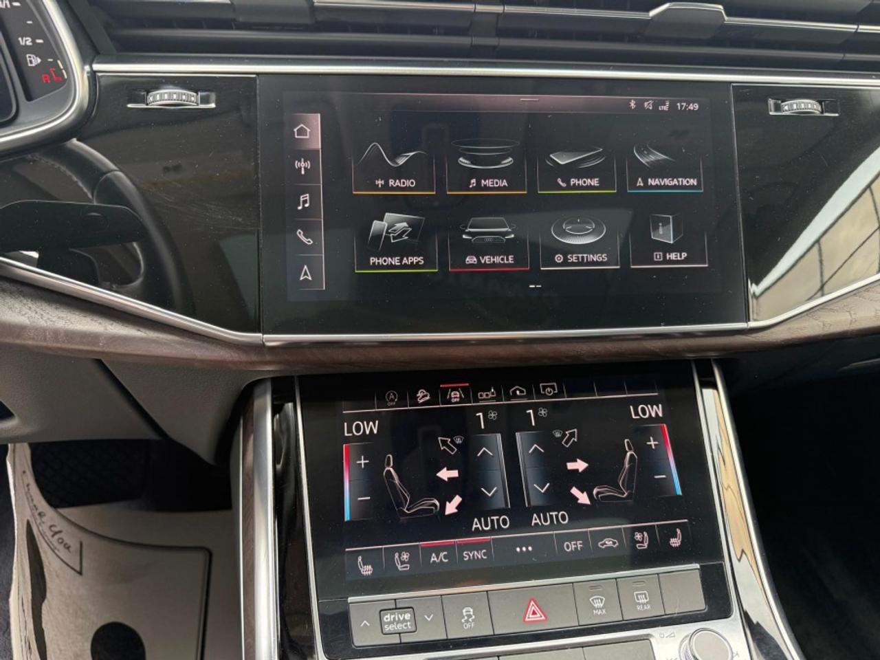 2019 Audi Q8 PROGRESSIV /LEATHER /NAVI /REAR CAM /SUNROOF - Photo #15