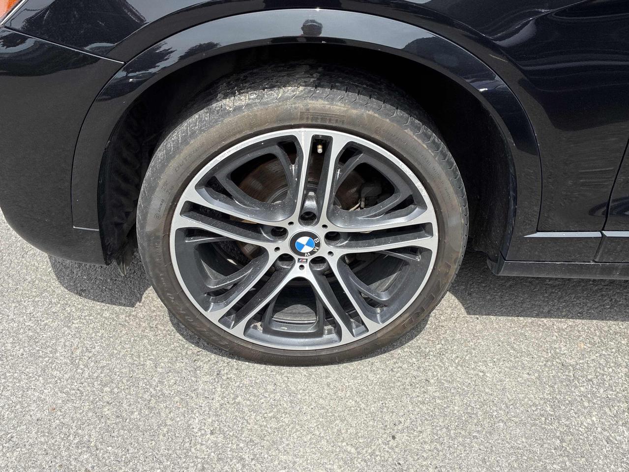 2017 BMW X4 xDrive28i, LOW KM'S, M-SPORT PACKAGE!! Photo