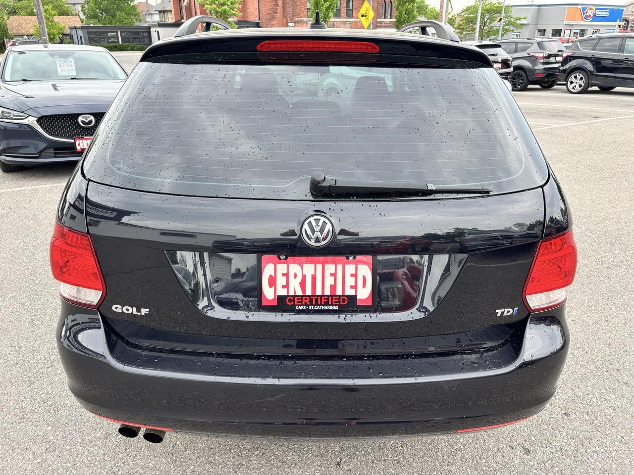 2013 Volkswagen Golf Wagon Highline TDI ** SPEED MANUAL!!!!! Photo