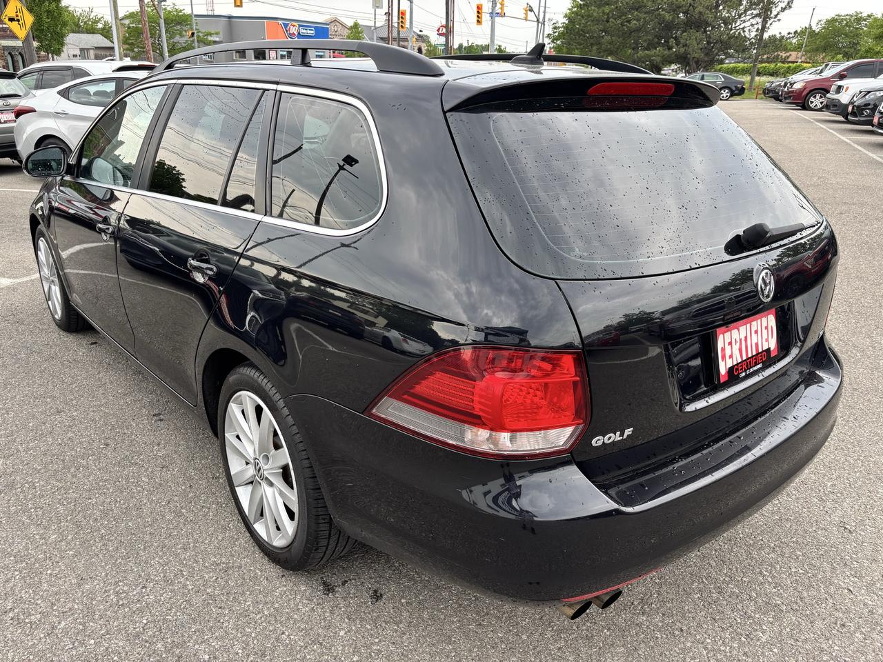 2013 Volkswagen Golf Wagon Highline TDI ** SPEED MANUAL!!!!! Photo