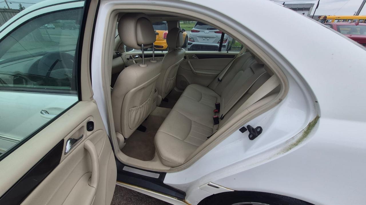 2006 Mercedes-Benz C-Class AS IS, C350, RUNS AND DRIVES, FUEL LEAK Photo