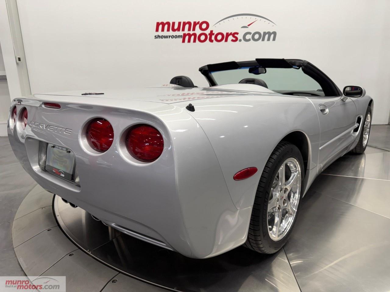 2002 Chevrolet Corvette 2dr Convertible Photo