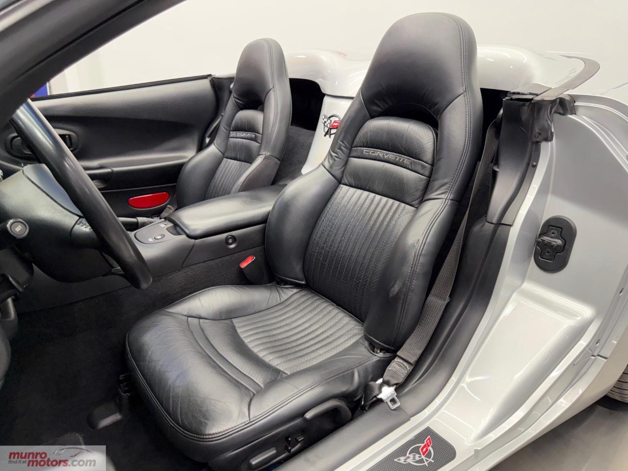 2002 Chevrolet Corvette 2dr Convertible Photo
