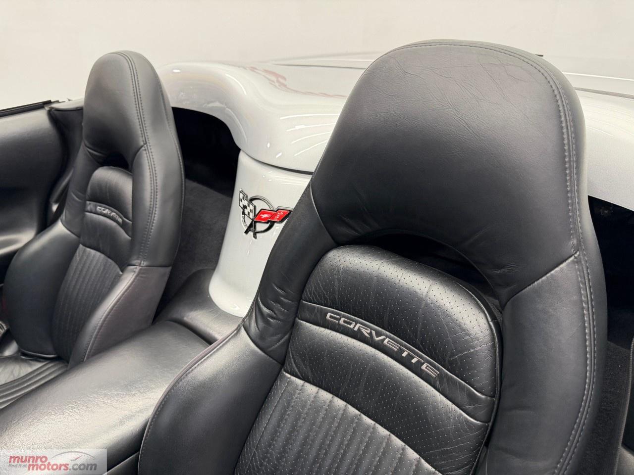 2002 Chevrolet Corvette 2dr Convertible Photo