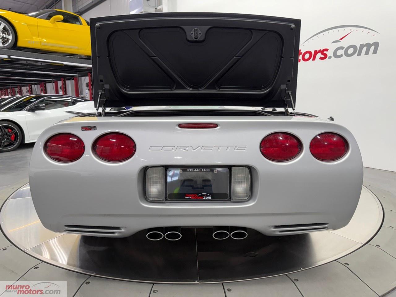 2002 Chevrolet Corvette 2dr Convertible Photo