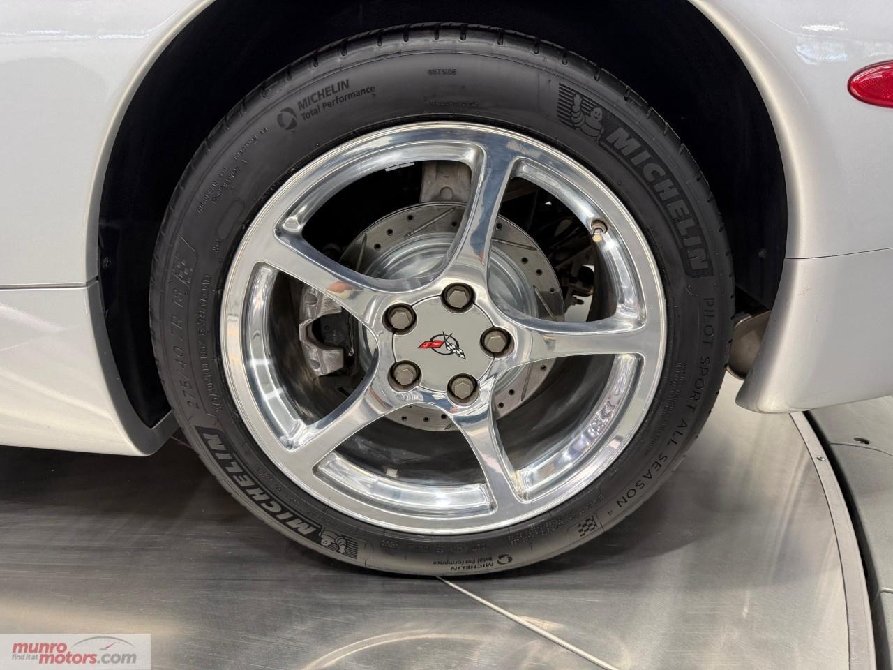 2002 Chevrolet Corvette 2dr Convertible Photo