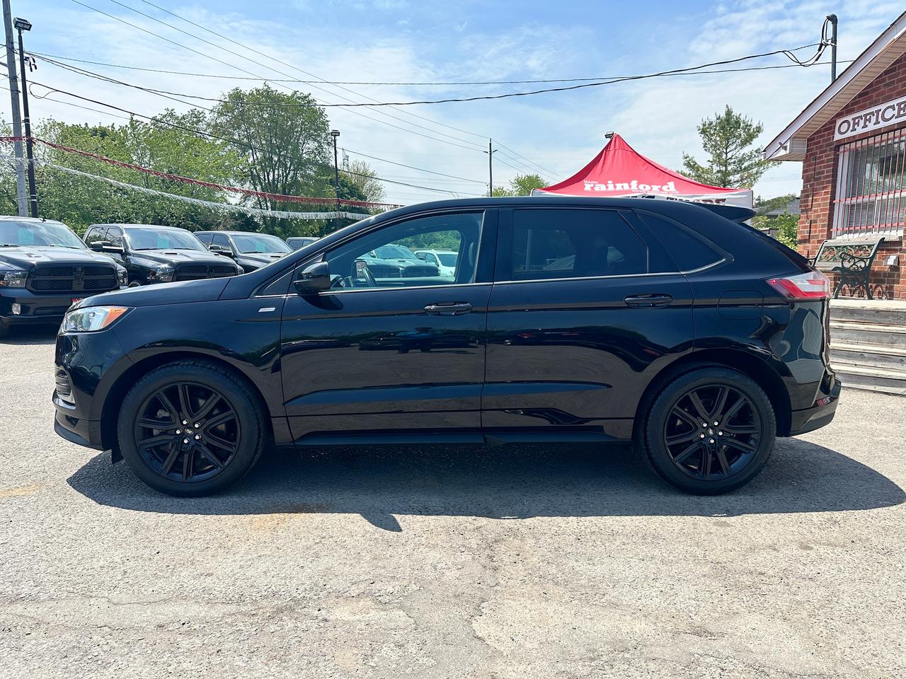 2021 Ford Edge ST-Line AWD HTD-Leather Panoroof NAV XM RemStart Photo