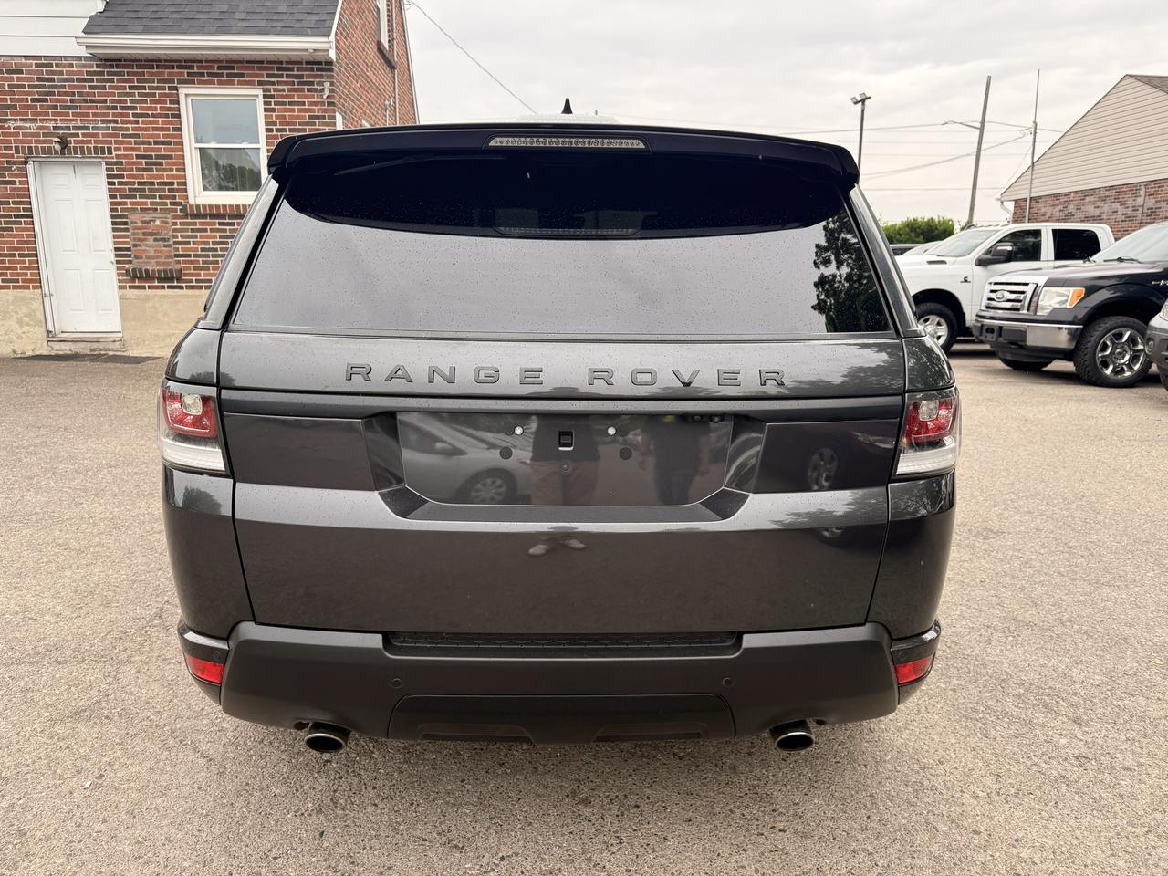 2017 Land Rover Range Rover Sport Autobiography | Clean CARFAX Photo