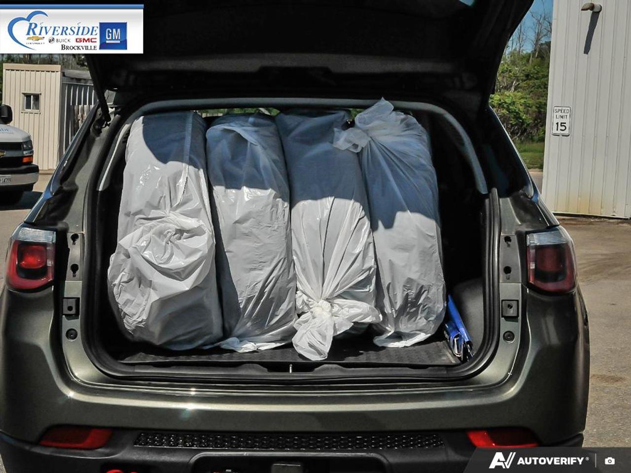 2018 Jeep Compass Trailhawk Photo