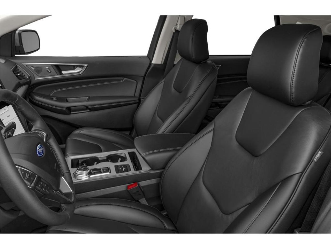 2022 Ford Edge Titanium Photo