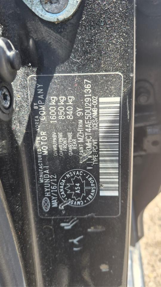 2013 Hyundai Accent GL Photo