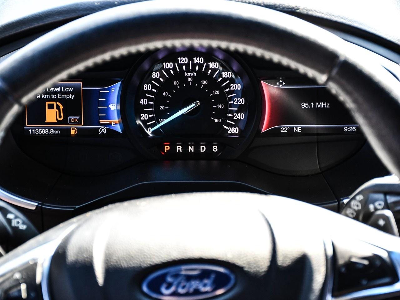 2020 Ford Edge Titanium AWD Photo