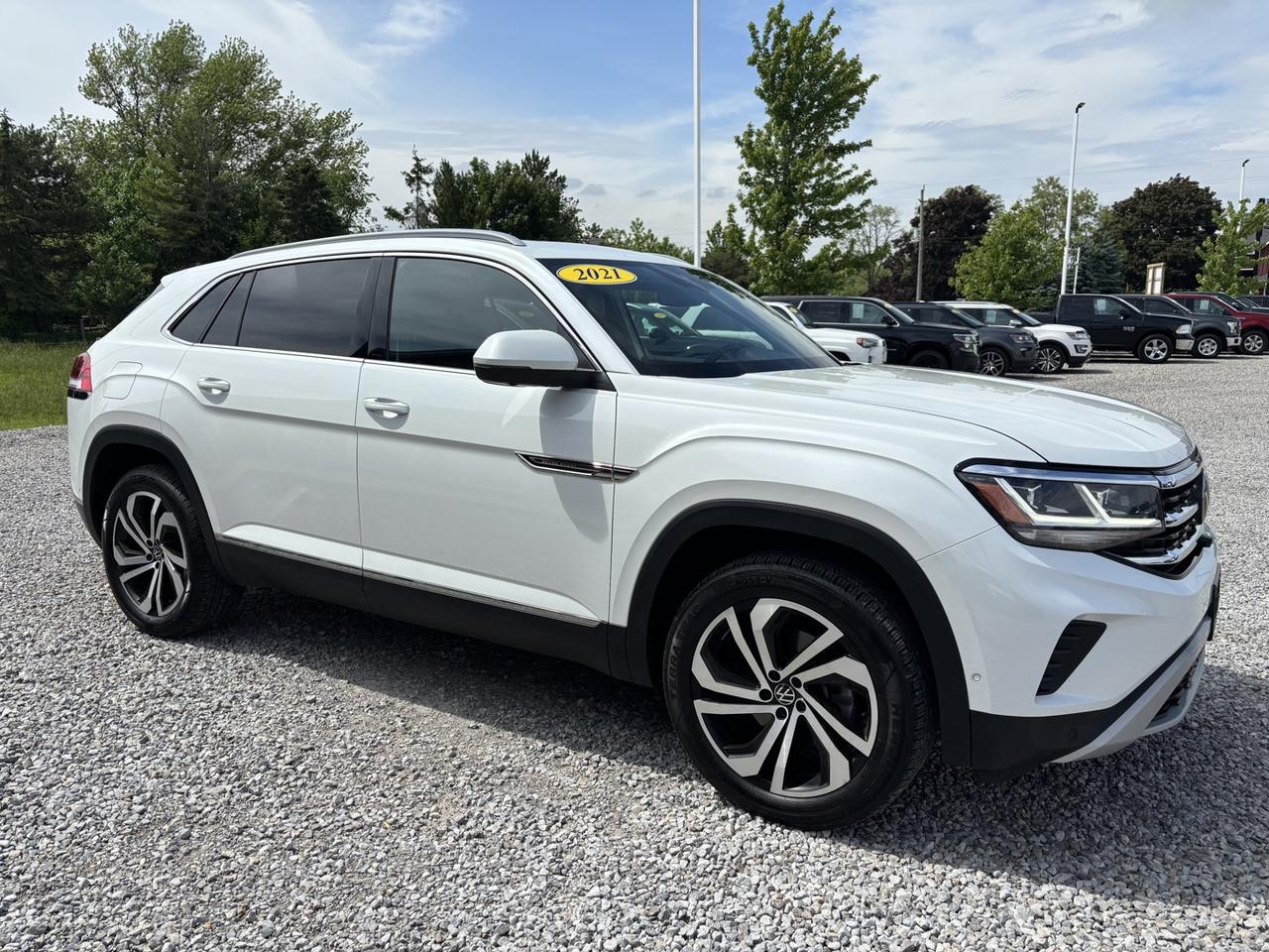 2021 Volkswagen Atlas Cross Sport Highline ~Exec. Line~ Photo