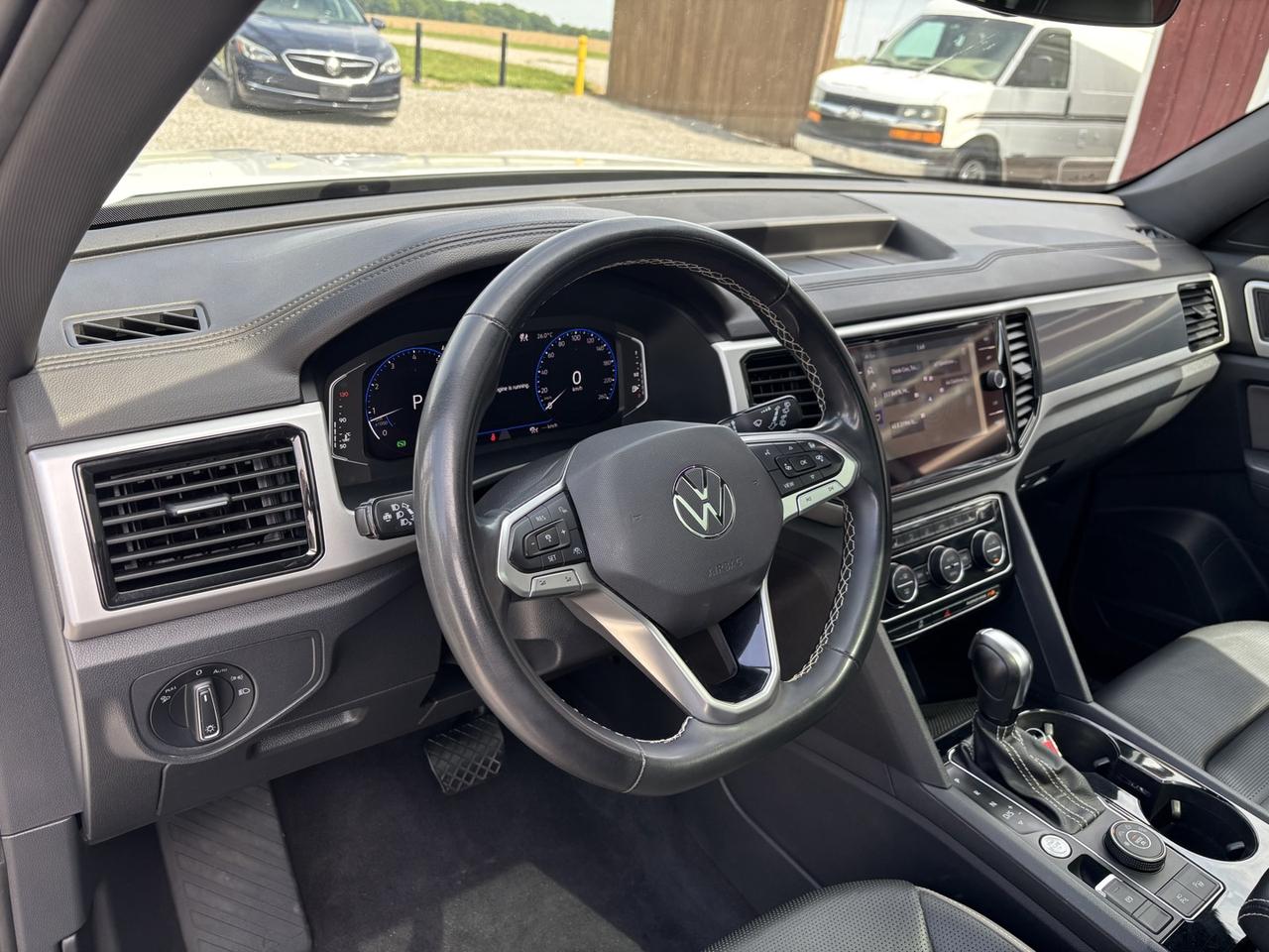2021 Volkswagen Atlas Cross Sport Highline ~Exec. Line~ Photo