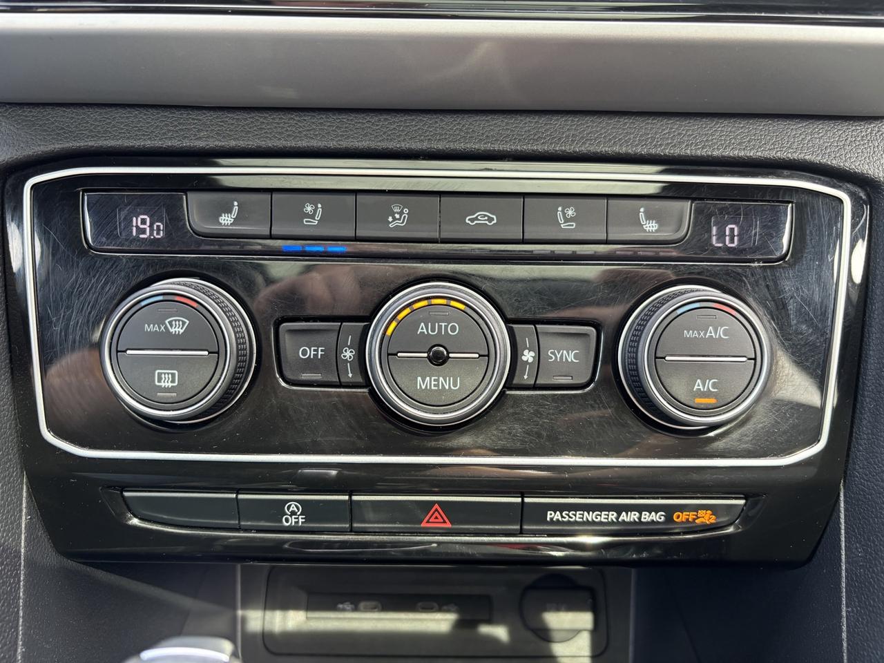 2021 Volkswagen Atlas Cross Sport Highline ~Exec. Line~ Photo