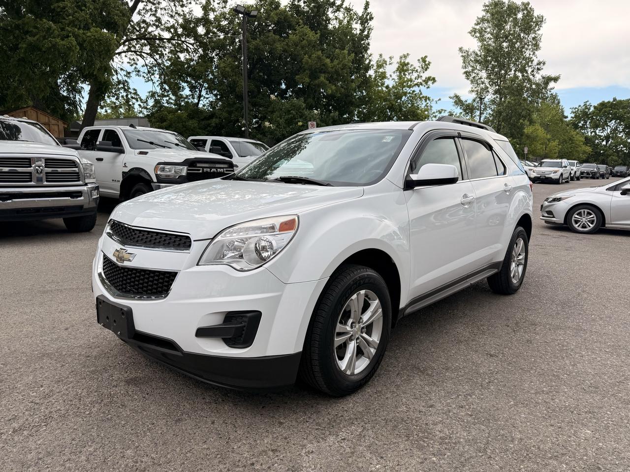 2014 Chevrolet Equinox LT | Clean CARFAX Photo2