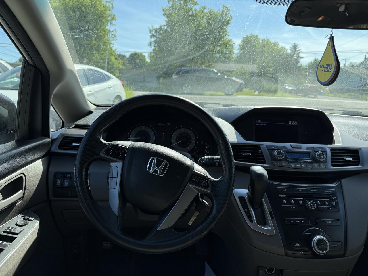 2011 Honda Odyssey EX Photo