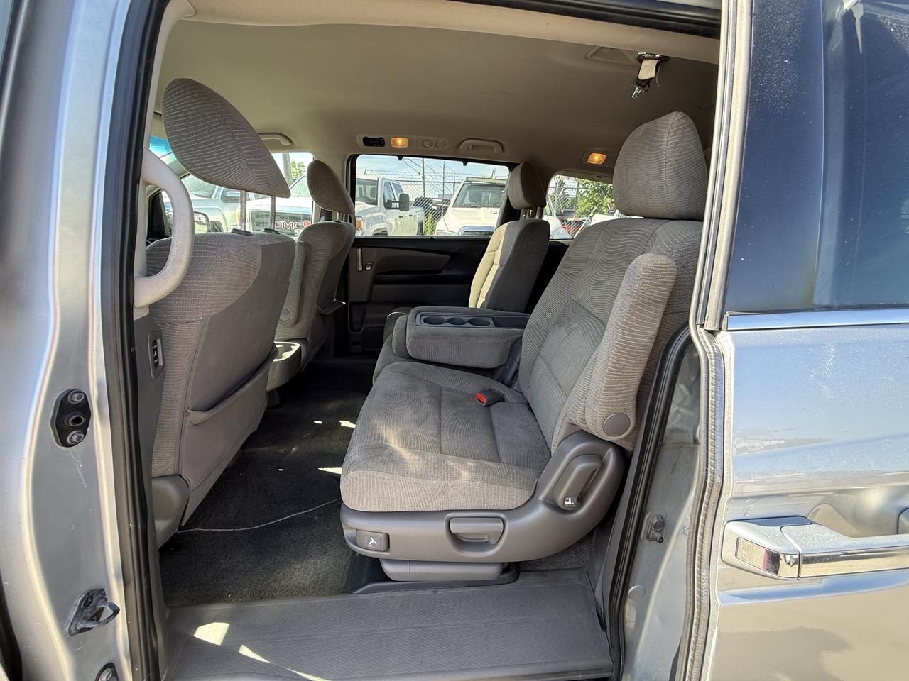 2011 Honda Odyssey EX Photo