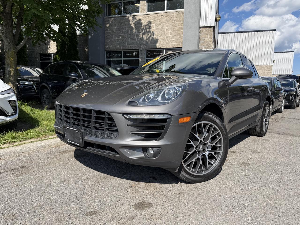 2016 Porsche Macan S AWD!! BOSE AUDIO, CARPLAY, 14-WAY POWER SEATS!