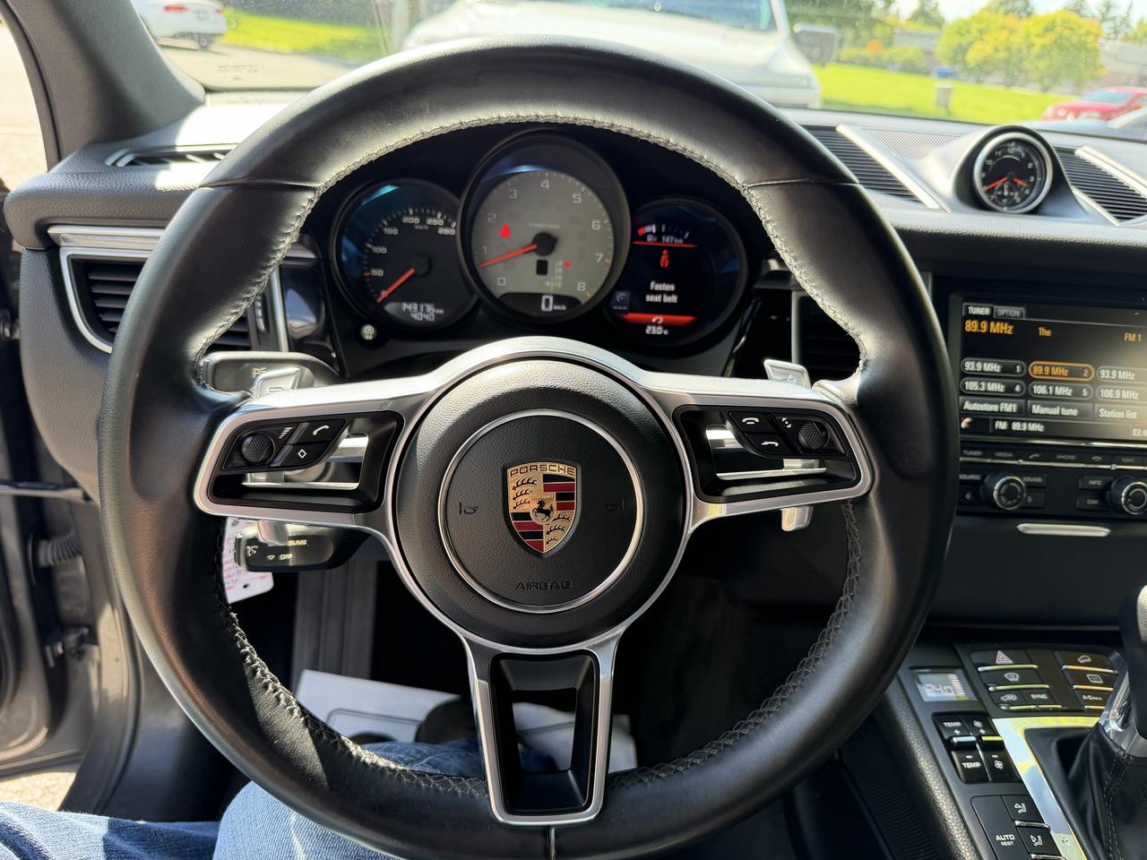 2016 Porsche Macan S AWD!! BOSE AUDIO, CARPLAY, 14-WAY POWER SEATS! - Photo #23
