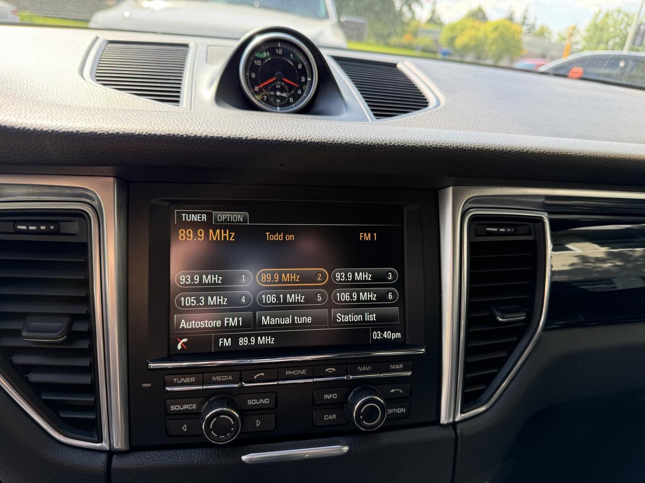 2016 Porsche Macan S AWD!! BOSE AUDIO, CARPLAY, 14-WAY POWER SEATS! - Photo #29