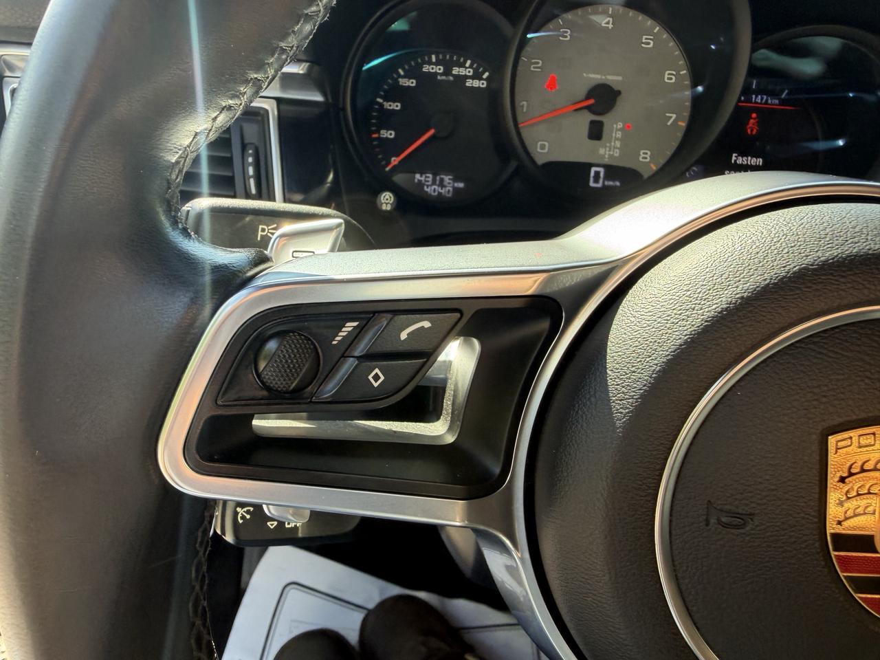 2016 Porsche Macan S AWD!! BOSE AUDIO, CARPLAY, 14-WAY POWER SEATS! - Photo #24
