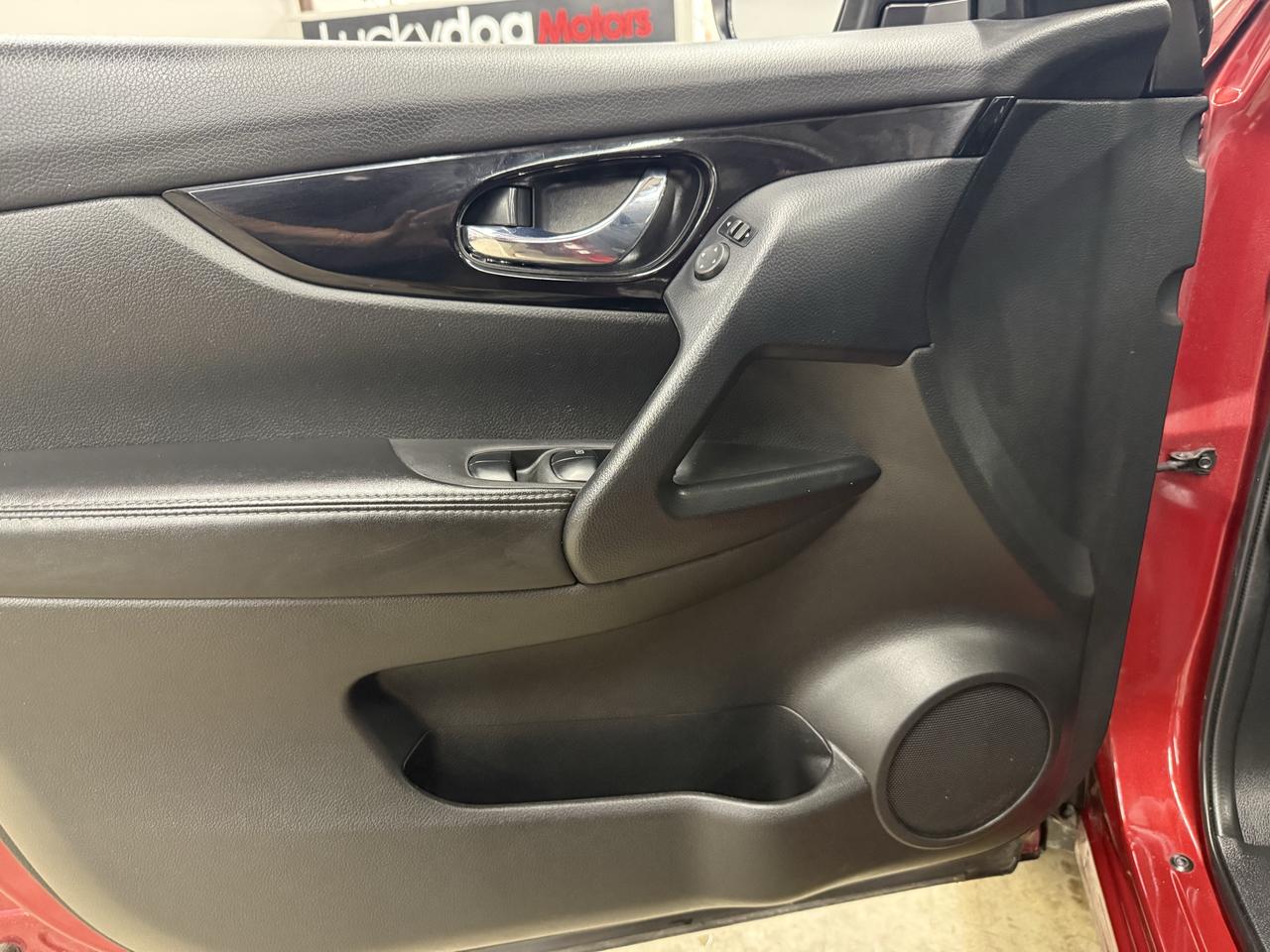 2021 Nissan Qashqai SV Photo