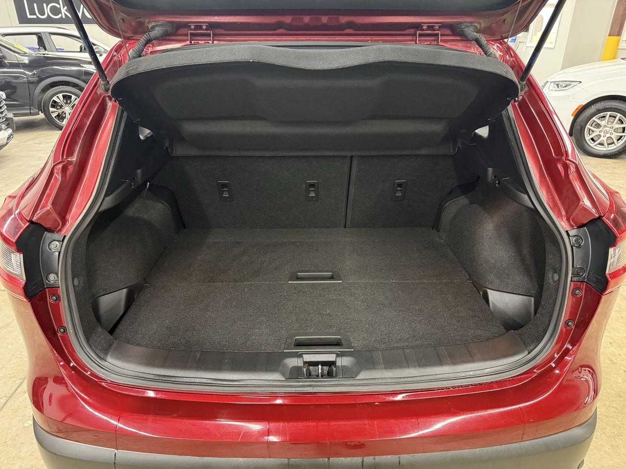 2021 Nissan Qashqai SV Photo