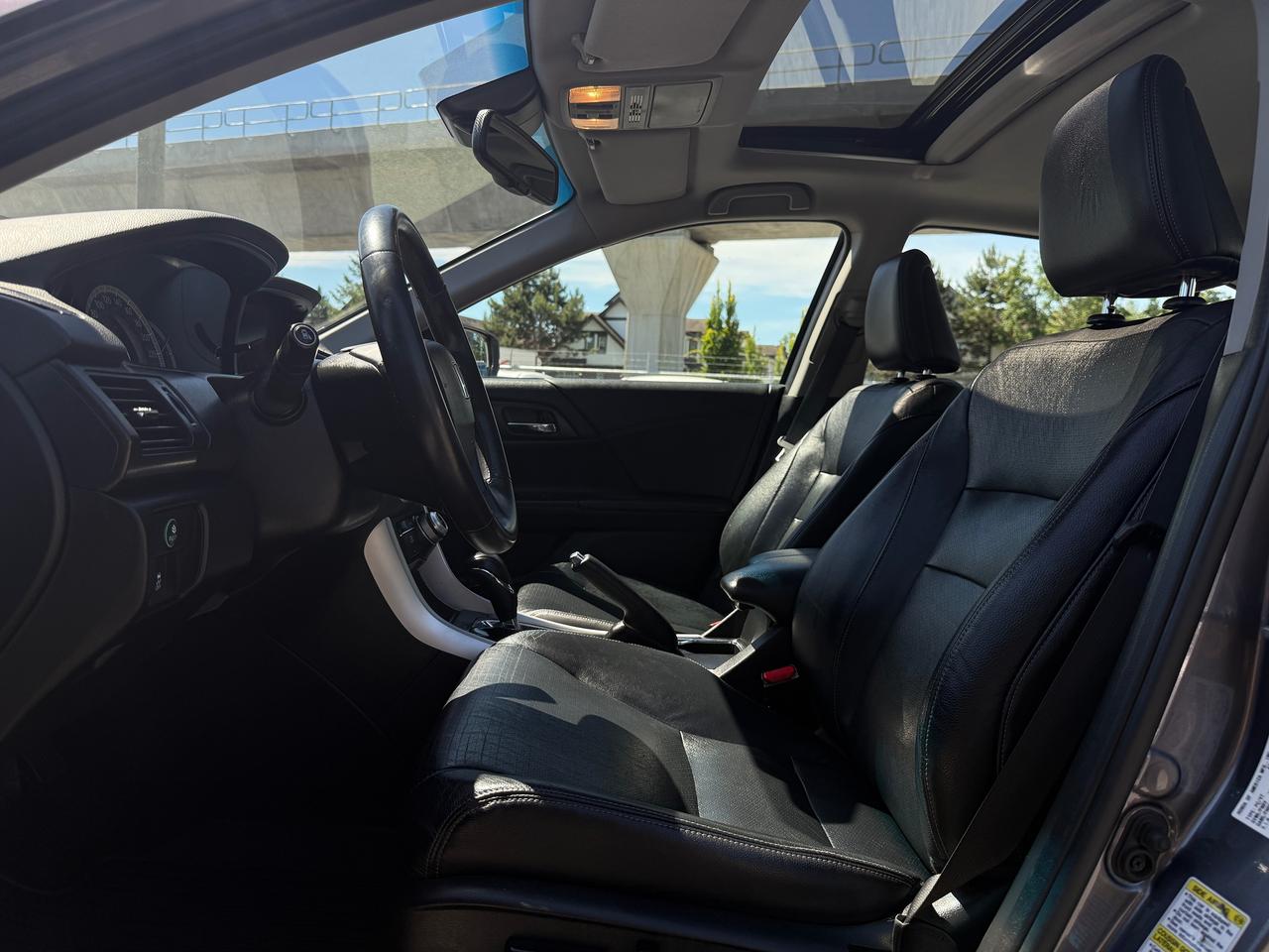 2015 Honda Accord FINANCING AVAILABLE Photo9